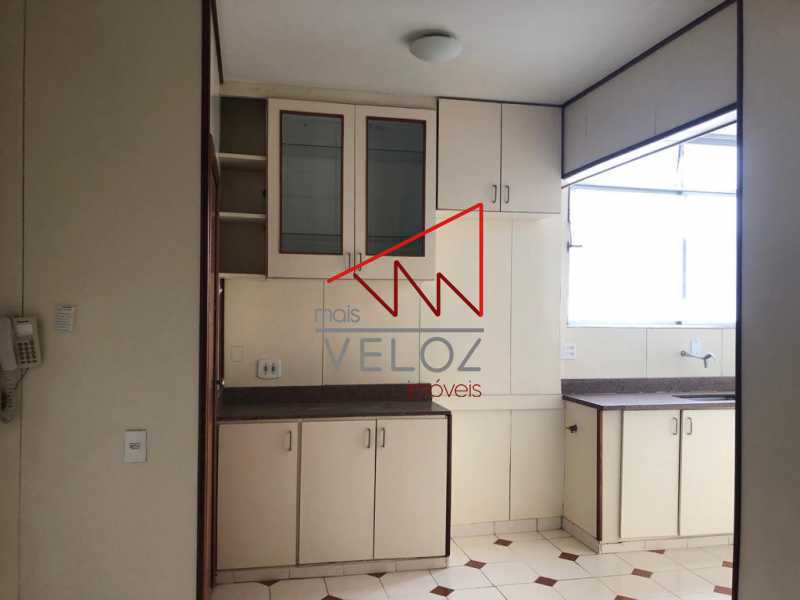 Apartamento à venda com 3 quartos, 119m² - Foto 21