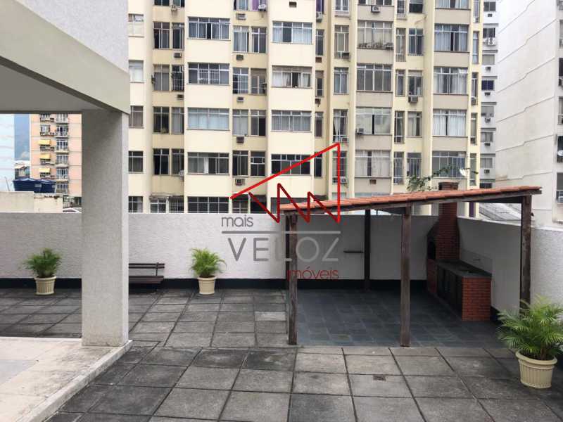 Apartamento à venda com 2 quartos, 70m² - Foto 21