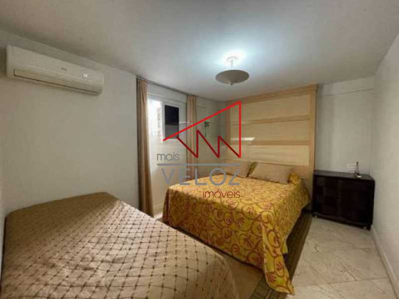 Apartamento à venda com 2 quartos, 89m² - Foto 12