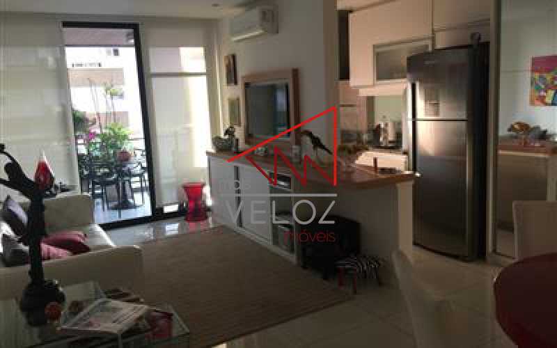 Apartamento à venda com 2 quartos, 76m² - Foto 4