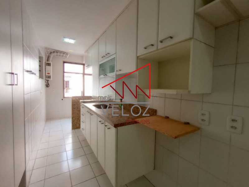 Apartamento à venda com 3 quartos, 106m² - Foto 18