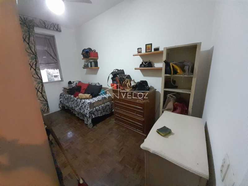 Apartamento à venda com 3 quartos, 135m² - Foto 13