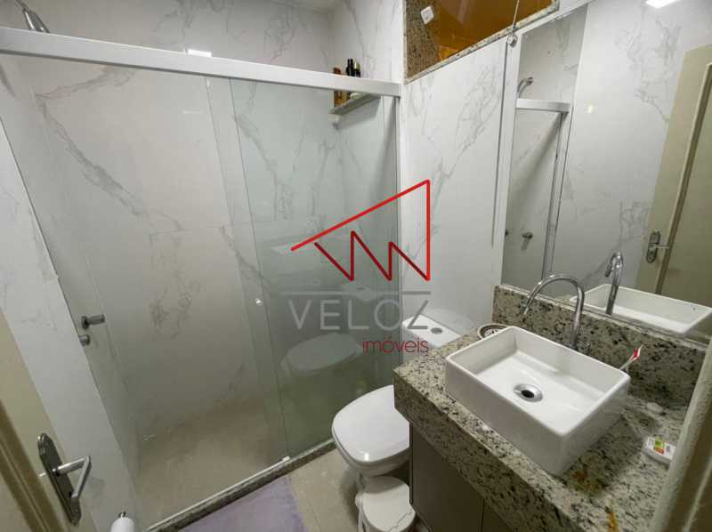 Apartamento à venda com 2 quartos, 62m² - Foto 12