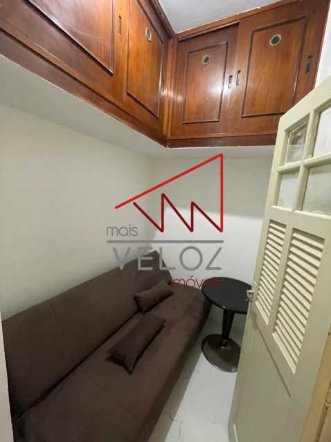 Apartamento à venda com 2 quartos, 62m² - Foto 17