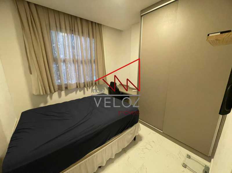 Apartamento à venda com 2 quartos, 62m² - Foto 14