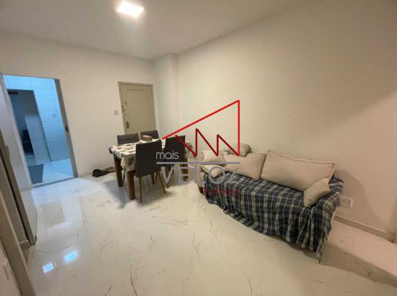 Apartamento à venda com 2 quartos, 62m² - Foto 4