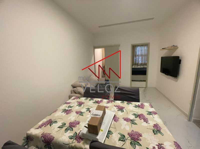 Apartamento à venda com 2 quartos, 62m² - Foto 5