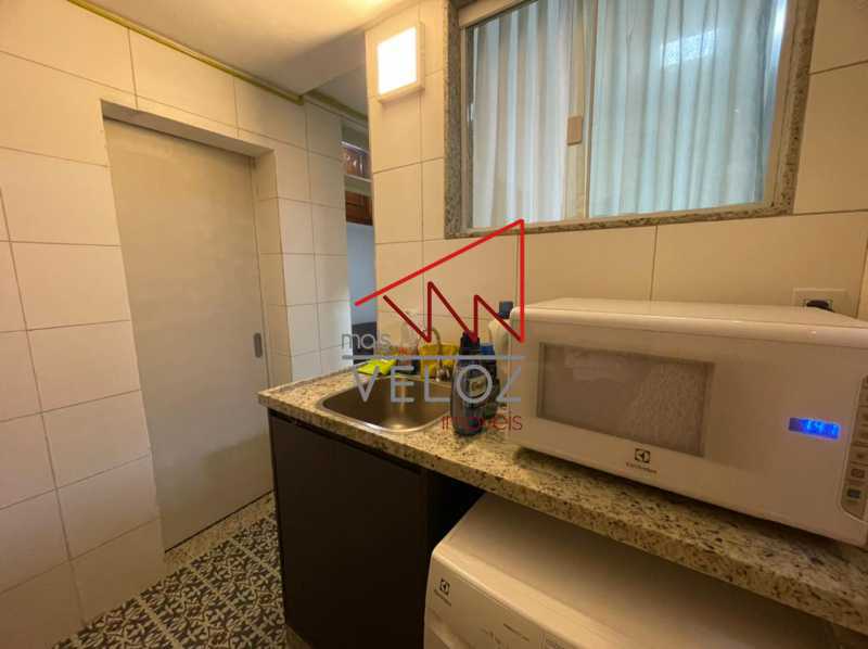 Apartamento à venda com 2 quartos, 62m² - Foto 24