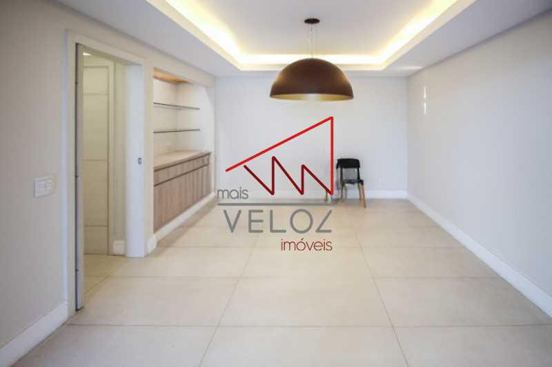 Apartamento à venda com 4 quartos, 316m² - Foto 13