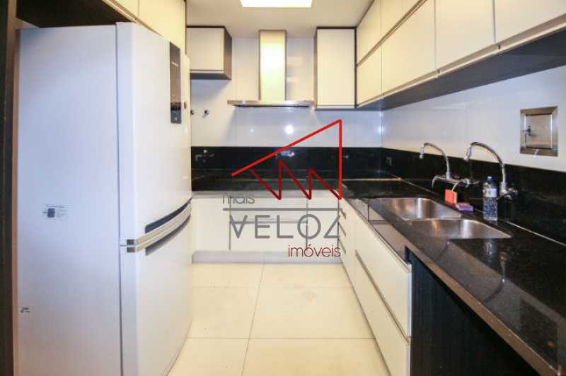 Apartamento à venda com 4 quartos, 316m² - Foto 15