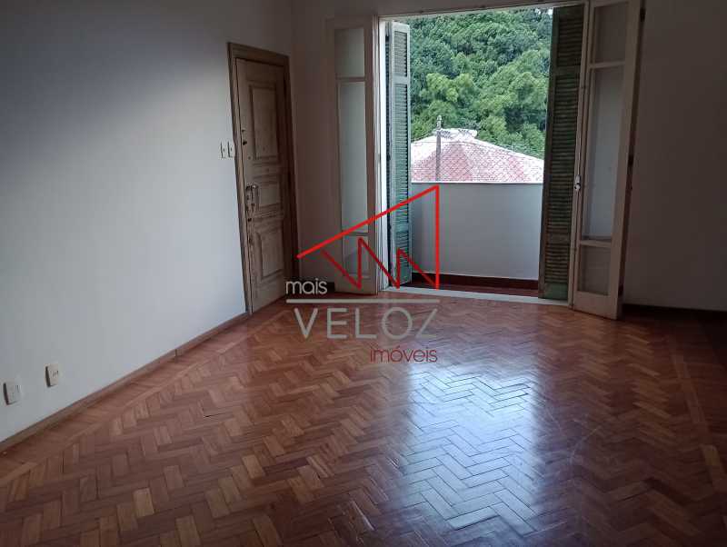 Apartamento à venda com 3 quartos, 115m² - Foto 4