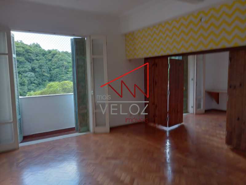 Apartamento à venda com 3 quartos, 115m² - Foto 1