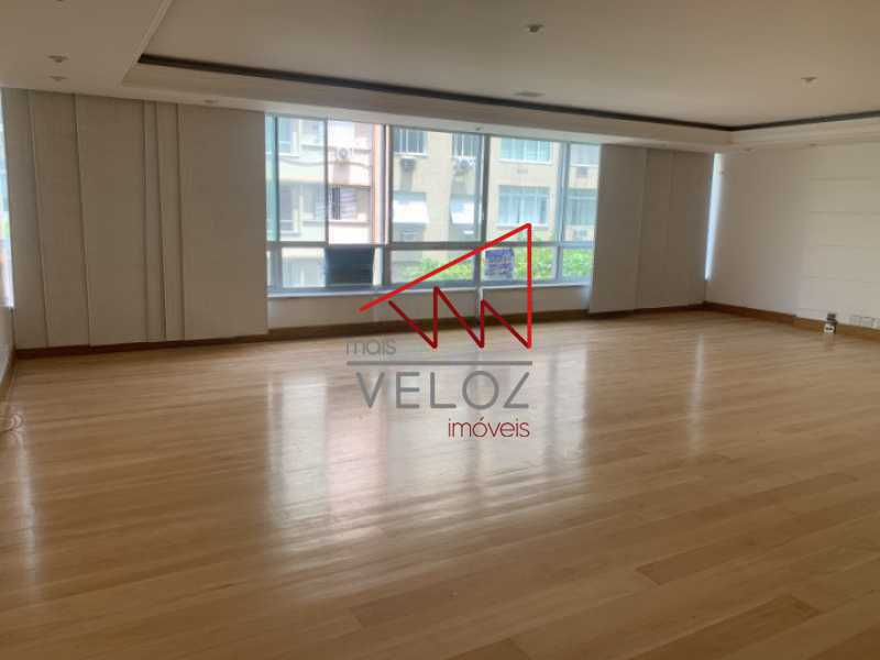 Apartamento à venda com 4 quartos, 270m² - Foto 3