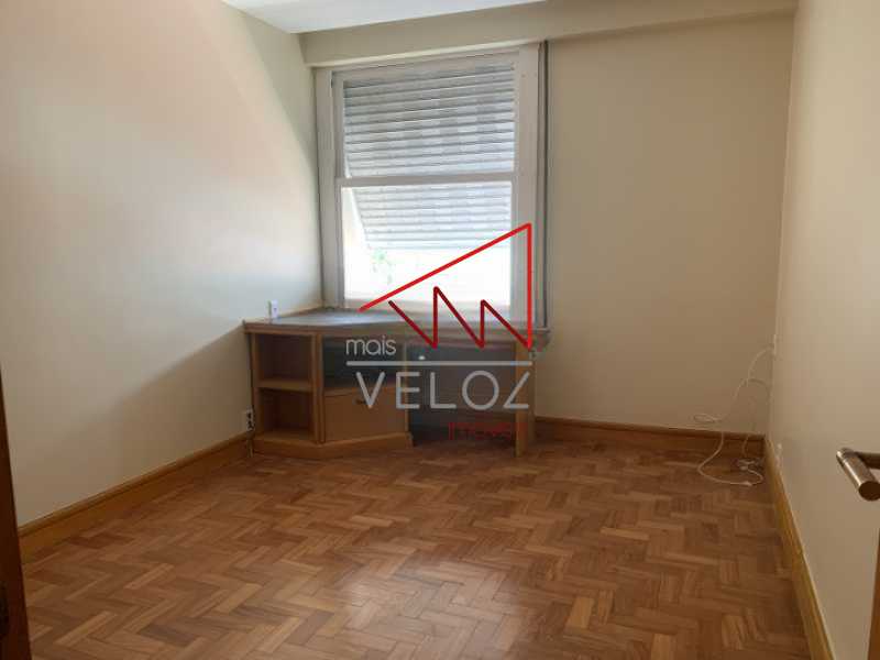 Apartamento à venda com 4 quartos, 270m² - Foto 12