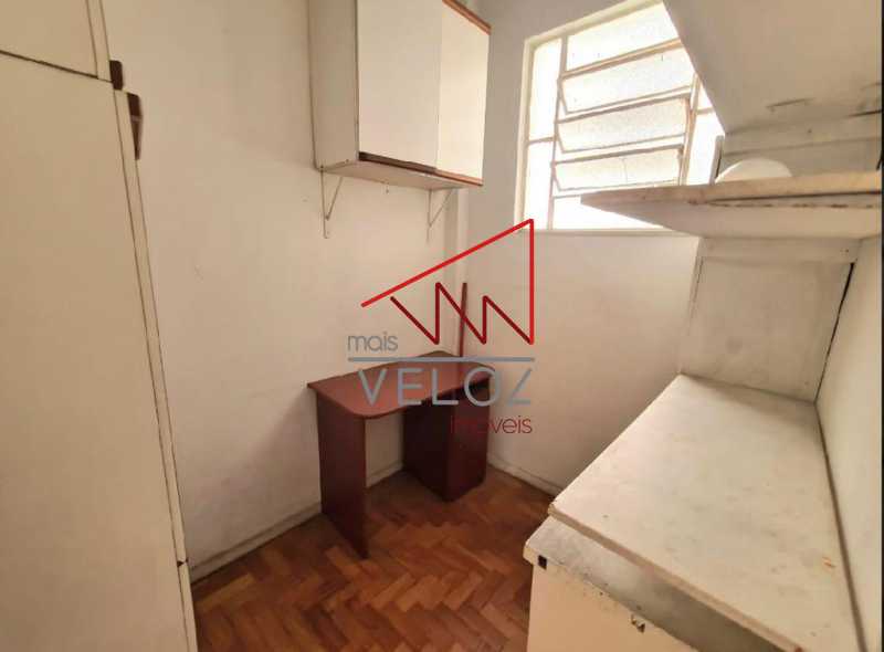 Apartamento à venda com 2 quartos, 70m² - Foto 26