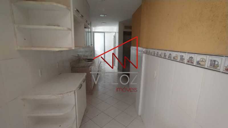 Apartamento à venda com 3 quartos, 212m² - Foto 21