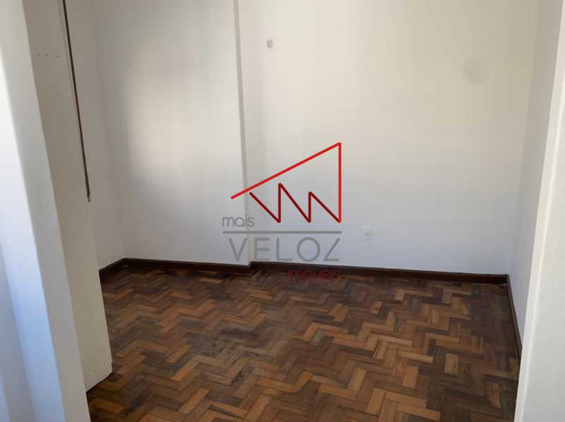 Apartamento à venda com 1 quarto, 47m² - Foto 3