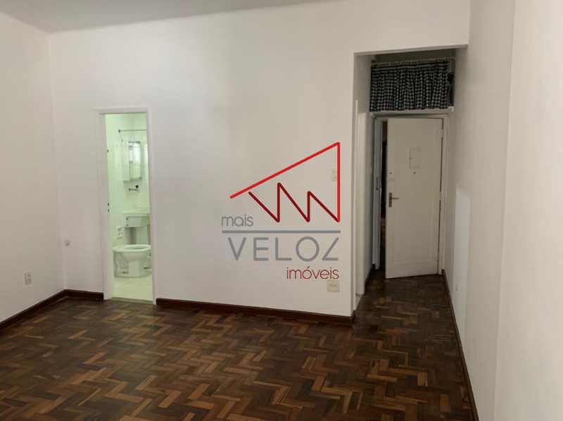 Apartamento à venda com 1 quarto, 47m² - Foto 15