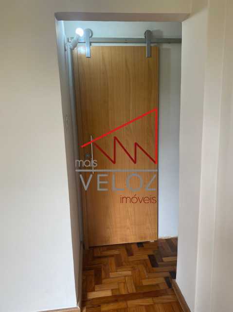 Apartamento à venda com 2 quartos, 57m² - Foto 14