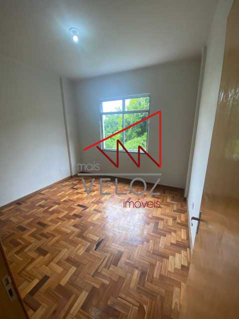 Apartamento à venda com 2 quartos, 57m² - Foto 17