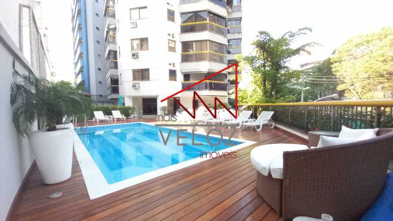 Apartamento à venda com 2 quartos, 80m² - Foto 16