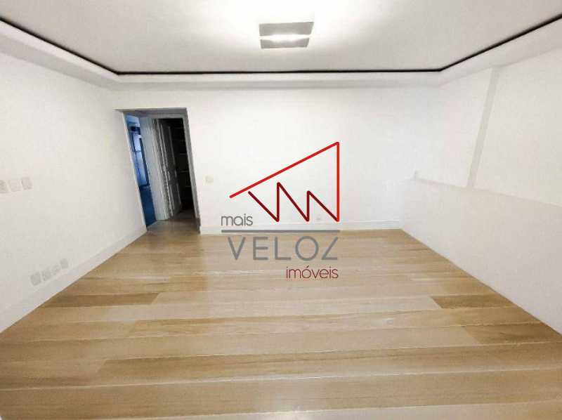 Apartamento à venda com 4 quartos, 250m² - Foto 12