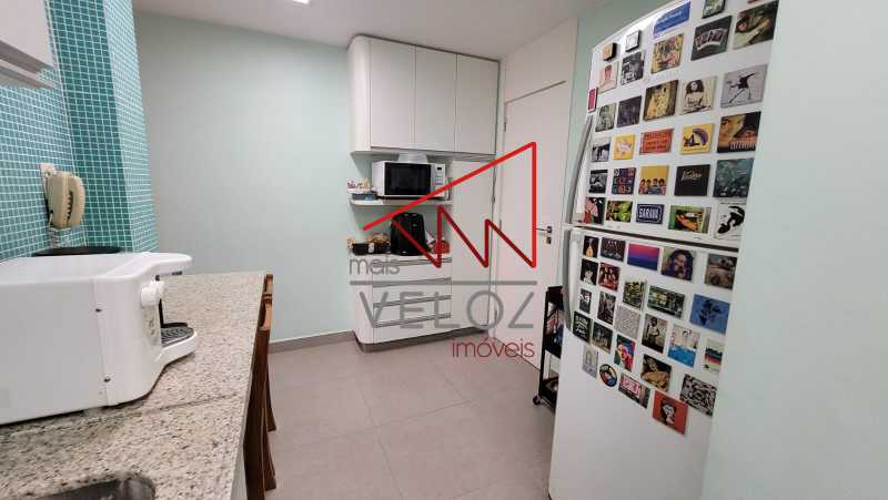 Apartamento à venda com 3 quartos, 125m² - Foto 11
