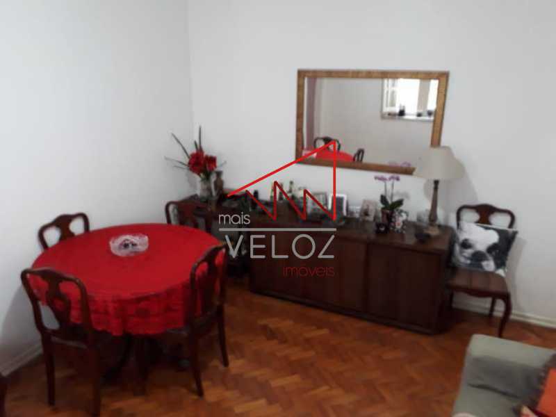 Apartamento à venda com 3 quartos, 95m² - Foto 1