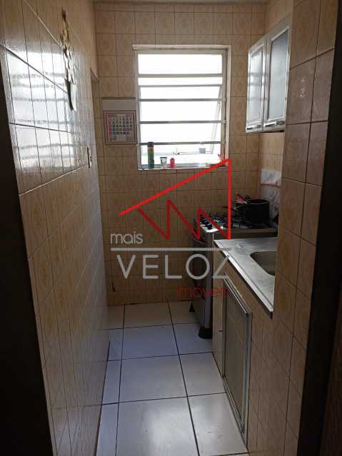 Apartamento à venda com 2 quartos, 39m² - Foto 15