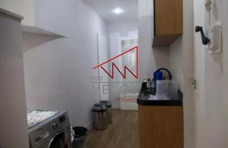 Apartamento à venda com 5 quartos, 230m² - Foto 17