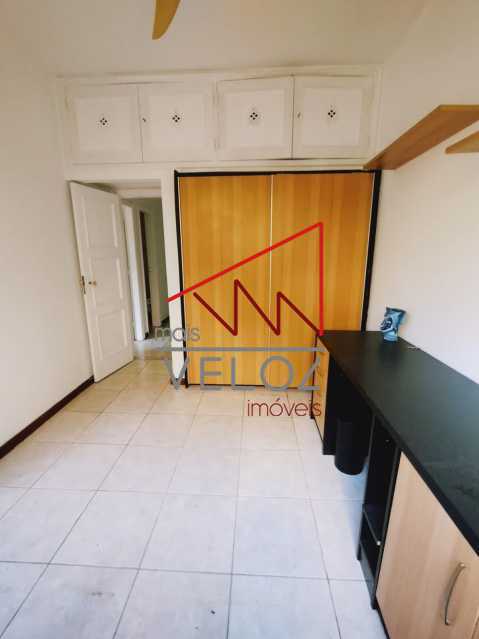 Apartamento à venda com 4 quartos, 220m² - Foto 23