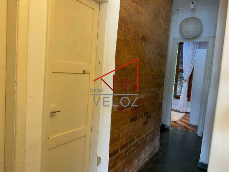 Casa à venda com 5 quartos, 300m² - Foto 14