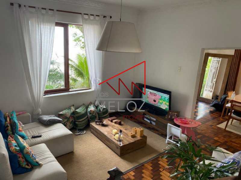 Casa à venda com 5 quartos, 300m² - Foto 3