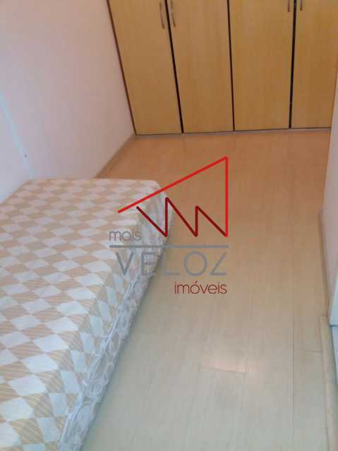 Apartamento à venda com 2 quartos, 70m² - Foto 14