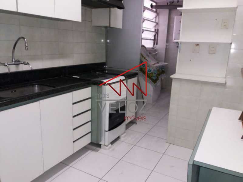 Apartamento à venda com 2 quartos, 70m² - Foto 19