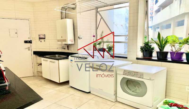 Apartamento à venda com 3 quartos, 190m² - Foto 19