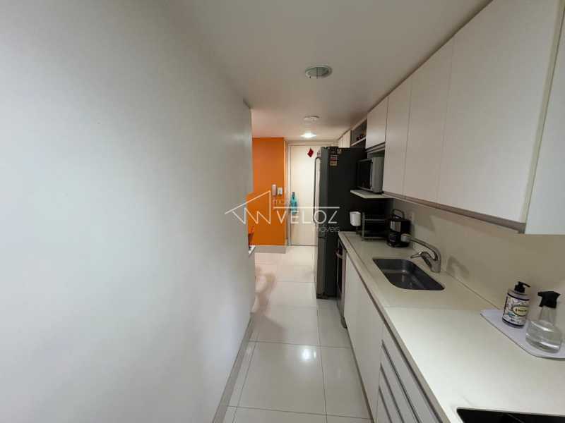 Apartamento à venda com 3 quartos, 104m² - Foto 13