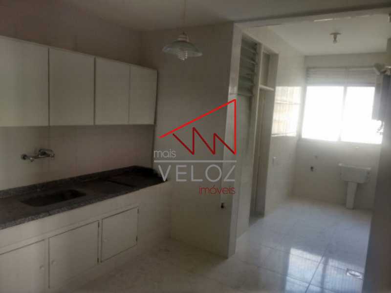 Apartamento à venda com 4 quartos, 150m² - Foto 6