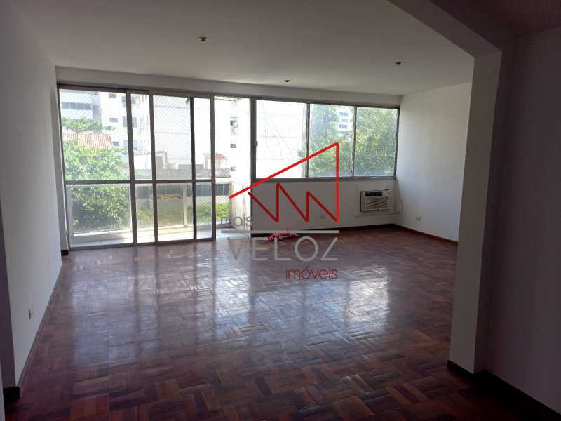 Apartamento à venda com 4 quartos, 150m² - Foto 1