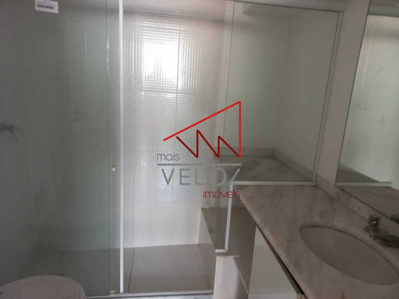 Apartamento à venda com 4 quartos, 150m² - Foto 19