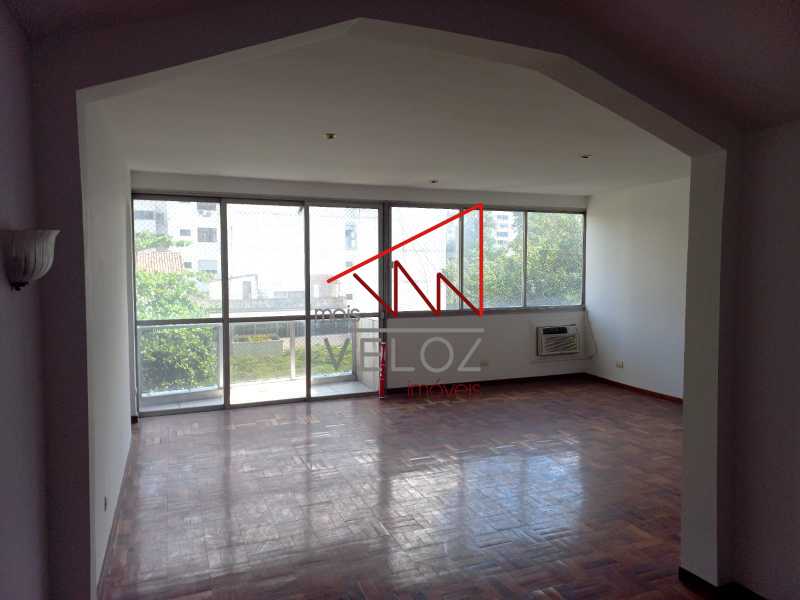 Apartamento à venda com 4 quartos, 150m² - Foto 12