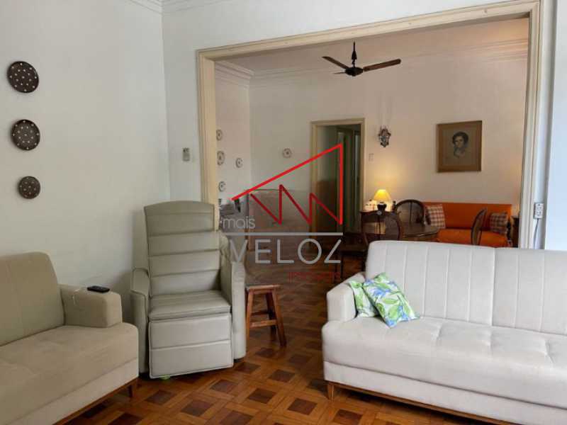 Apartamento à venda com 4 quartos, 150m² - Foto 4