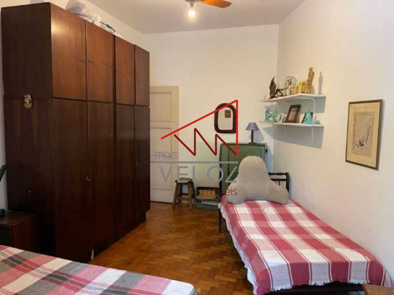 Apartamento à venda com 4 quartos, 150m² - Foto 14