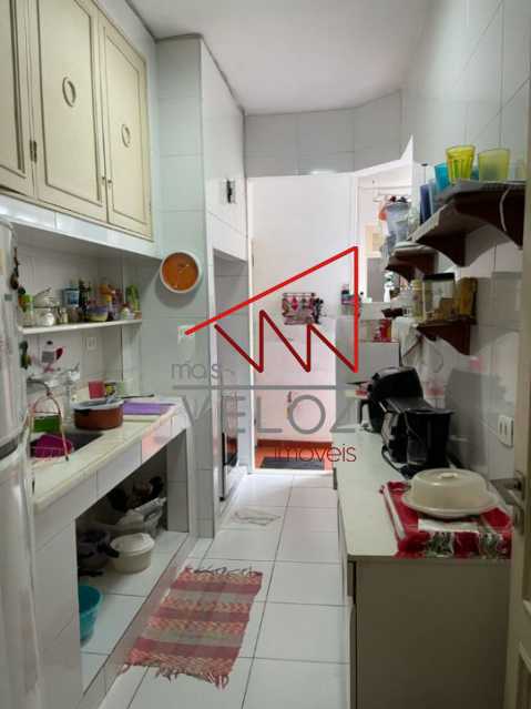 Apartamento à venda com 4 quartos, 150m² - Foto 16