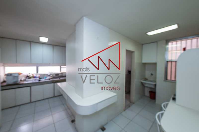 Apartamento à venda com 3 quartos, 197m² - Foto 12