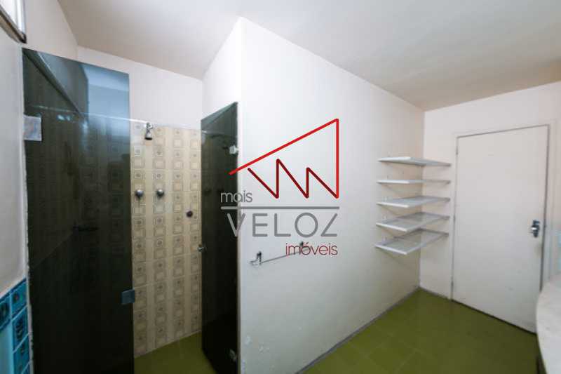 Apartamento à venda com 3 quartos, 197m² - Foto 13