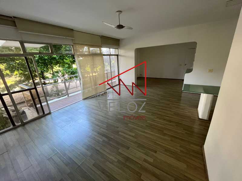 Apartamento à venda com 4 quartos, 126m² - Foto 3