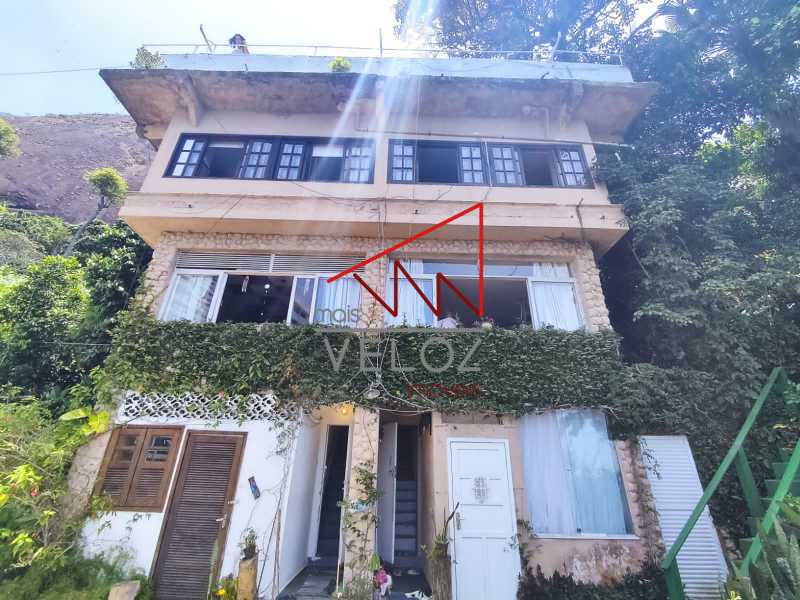 Casa à venda com 19 quartos, 900m² - Foto 4