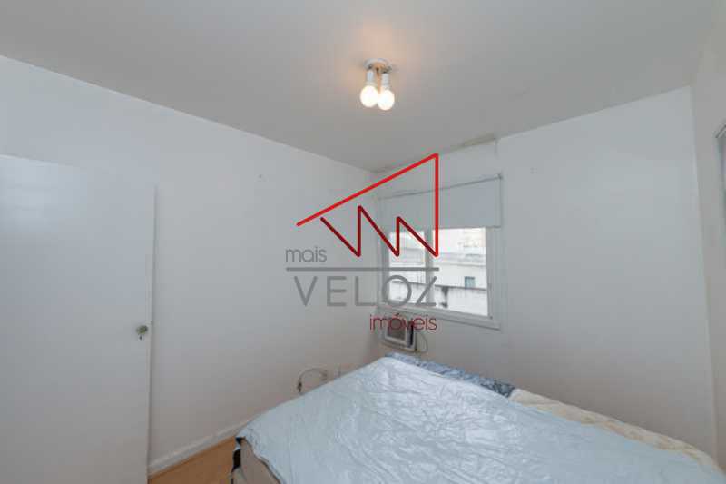 Apartamento à venda com 3 quartos, 76m² - Foto 12