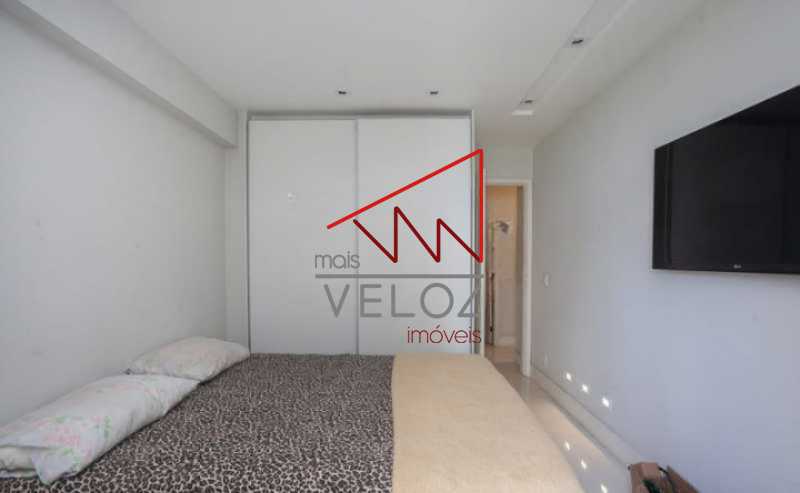 Apartamento à venda com 2 quartos, 82m² - Foto 11